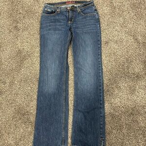 Kylie Cinch jeans
